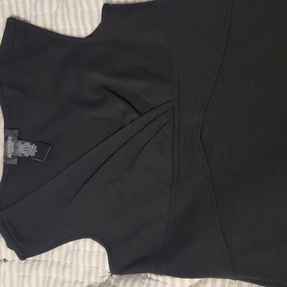 Alyn Paige Black Sleeveless Dress - Picture 2 of 5